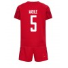 Baby Fußballbekleidung Dänemark Joakim Maehle #5 Heimtrikot WM 2022 Kurzarm (+ kurze hosen)